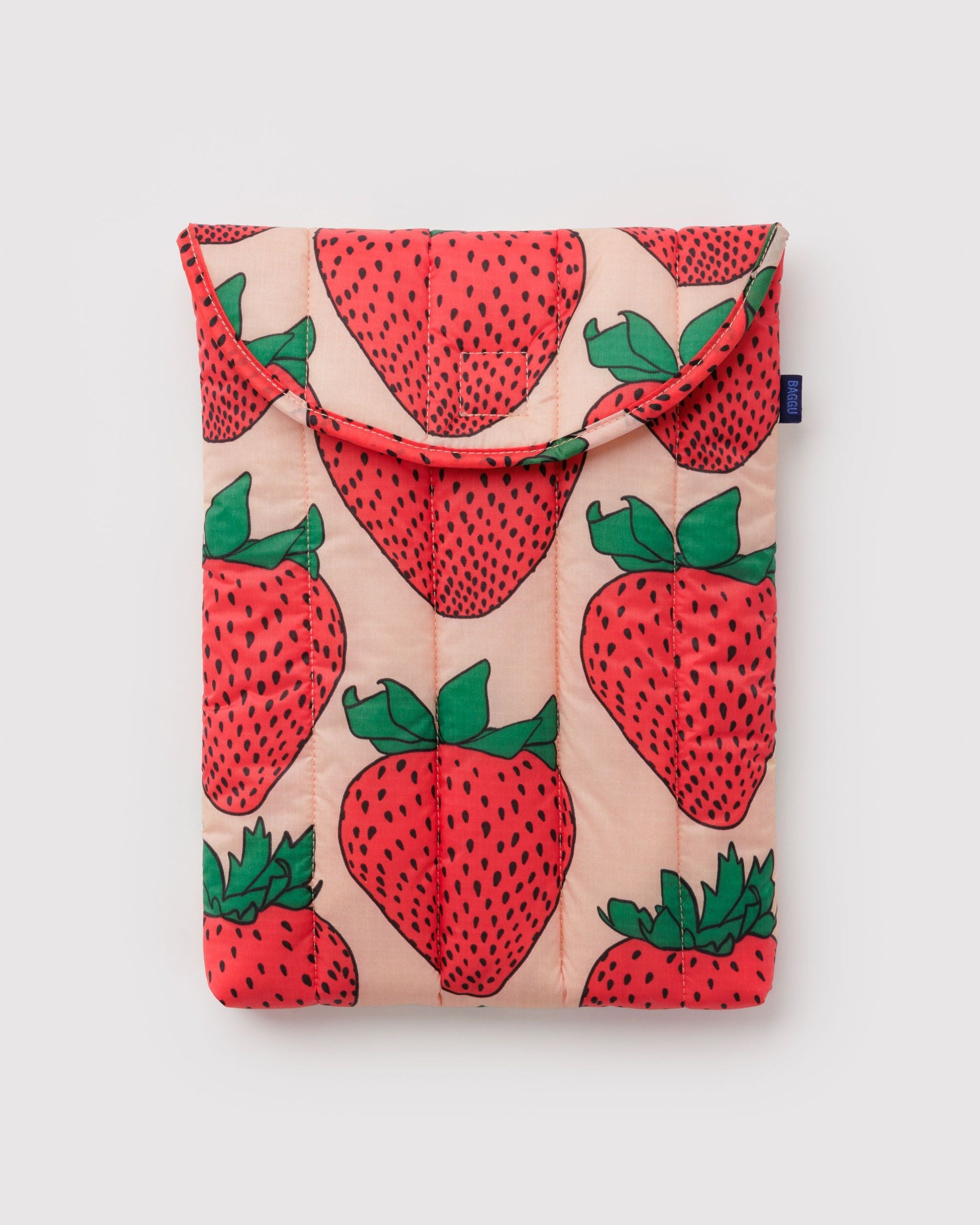 Baggu puffy laptop sleeve 13/14 inch in Strawberry